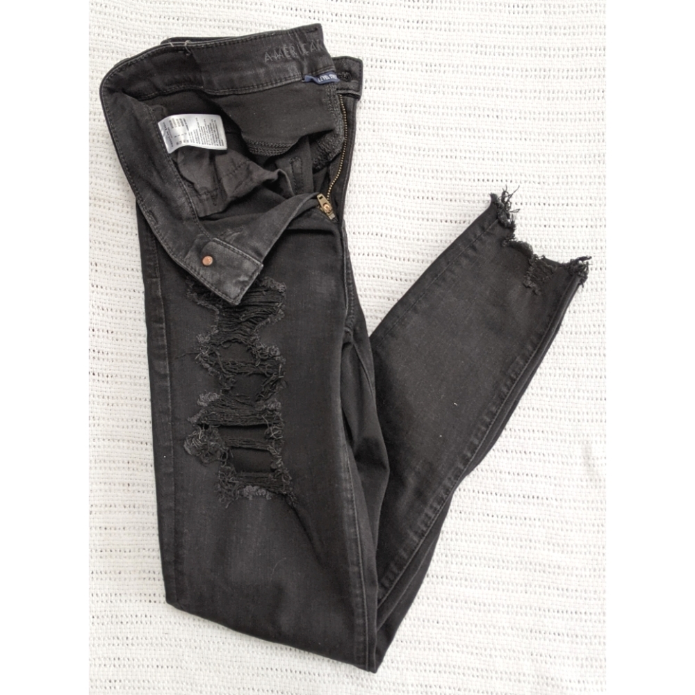 American Eagle Ripped Jeans